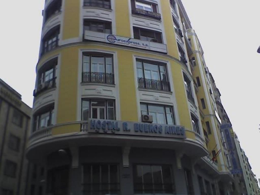 Hostal Buenos Aires Мадрид Экстерьер фото